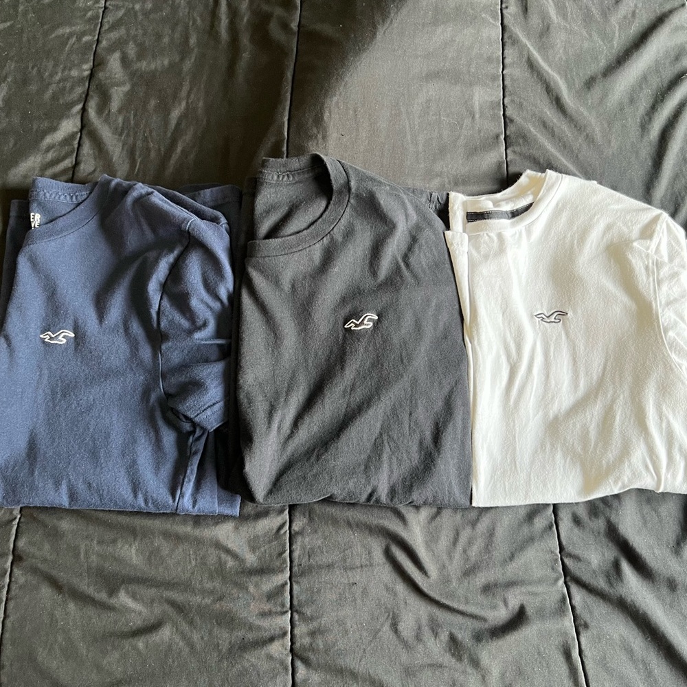 3 Mens Small Hollister T-Shirts